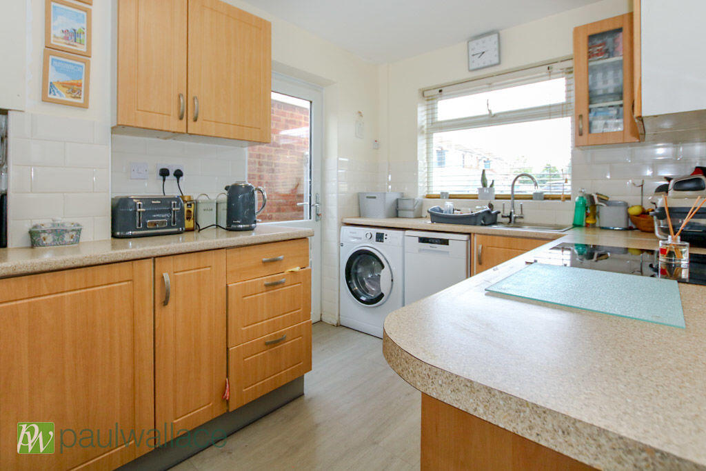 House in Broxbourne, Churchgate - View 5