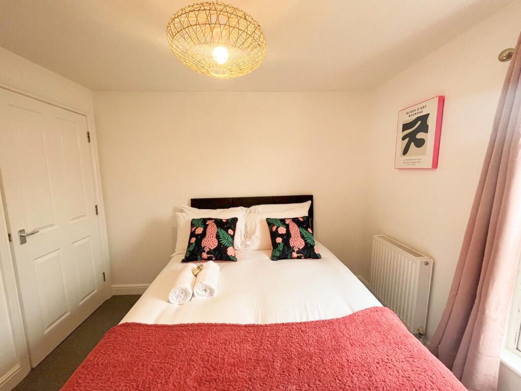 2 bedroom flat for rent