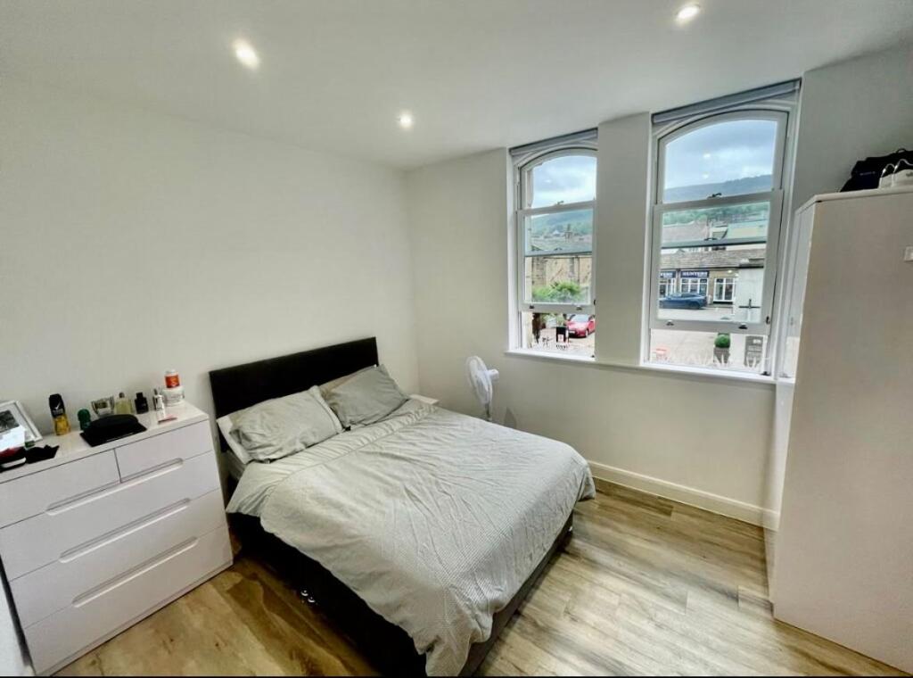 Apartment in Leeds - View 4