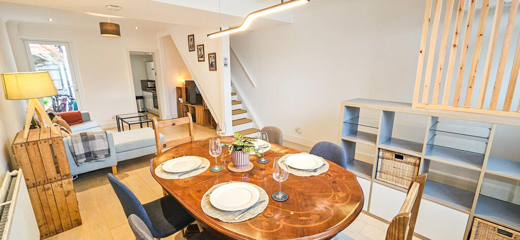 Main image of property: Canning Town, London, London, E164NP