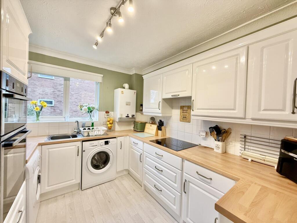 Waterford Place, Highcliffe on Sea - View 3