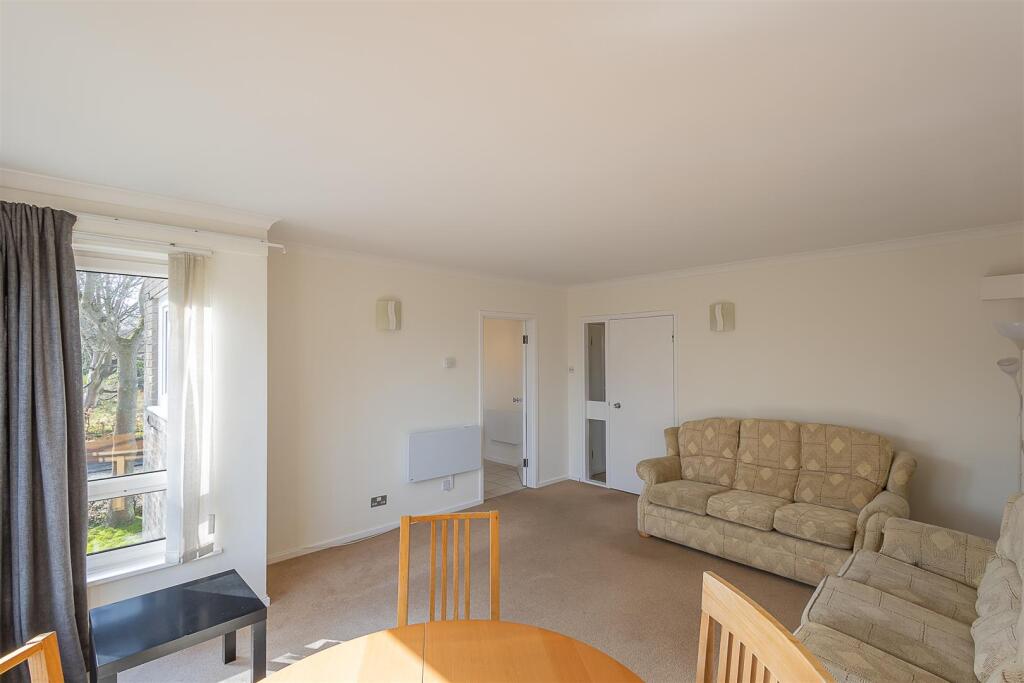 Audley Court, Adderstone Crescent, Jesmond, Newcastle upon Tyne photo 3