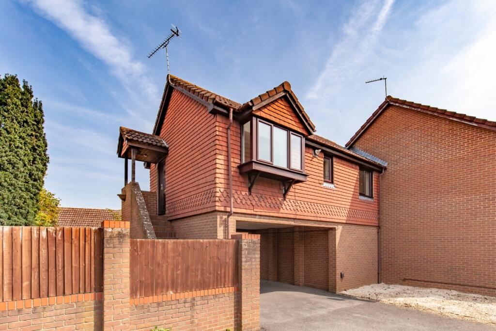 Main image of property: Ypres Way, Abingdon