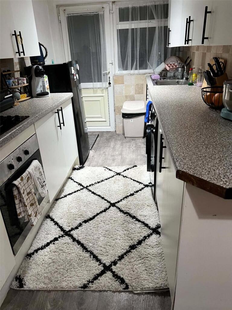 Kenyon Street, South Elmsall, Pontefract, WF9 photo 4