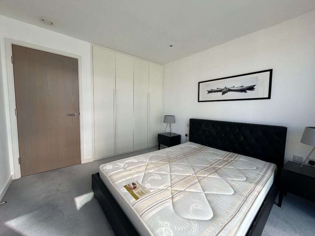 City View Apartment, Devan Grove, London, N4 photo 4