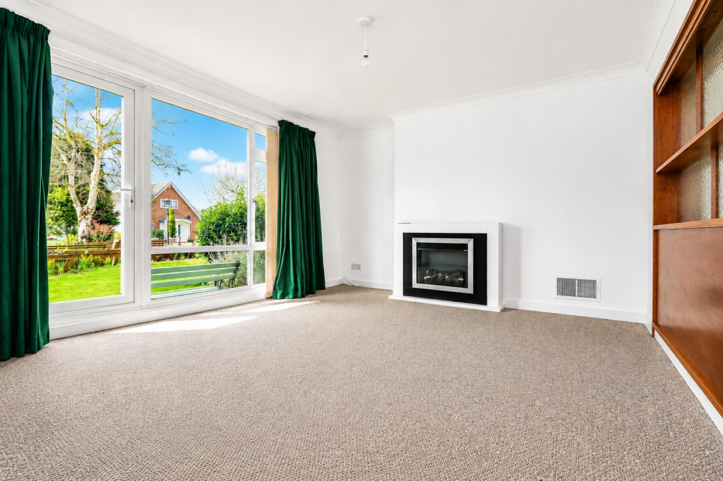 Apartment in Warwick, Cliff Hill - View 2