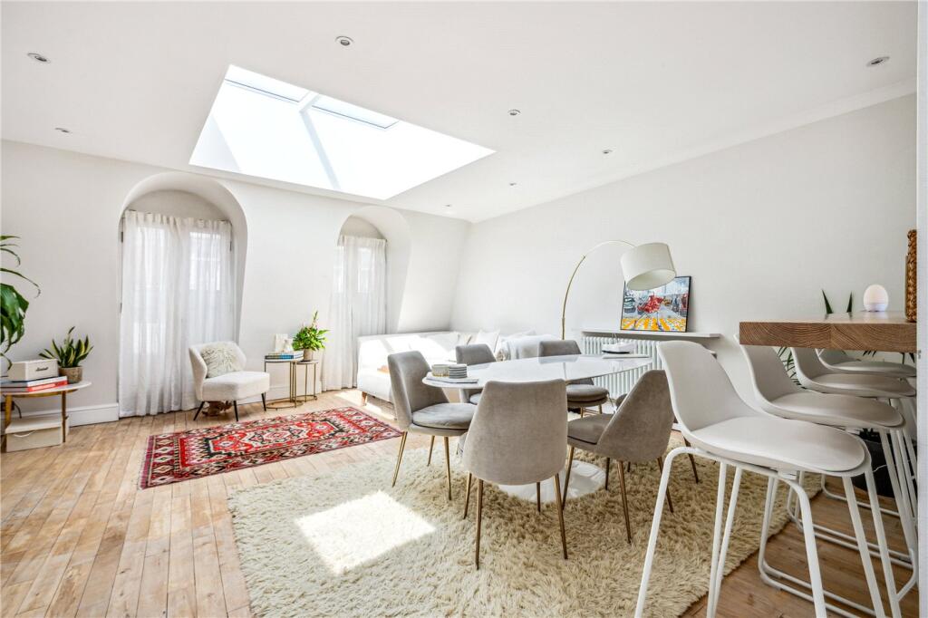 Main image of property: Moscow Road, London, W2
