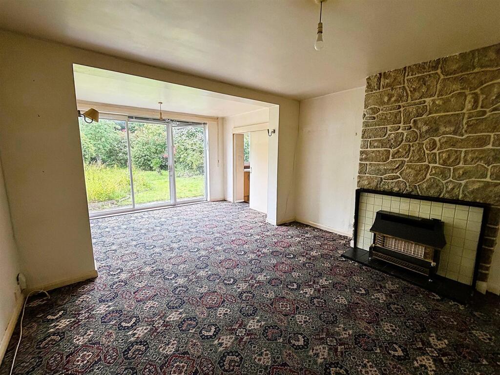 House in London, Poverest, Petts Wood - More