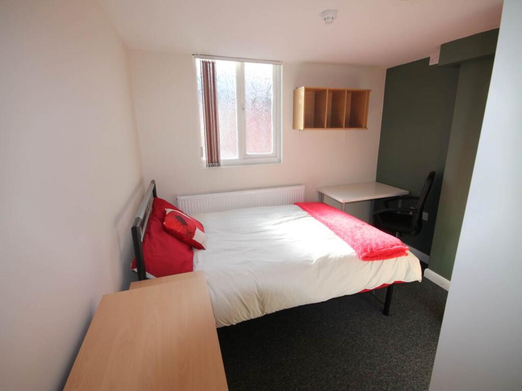 Main image of property: 80 Macklin Street, Derby, 