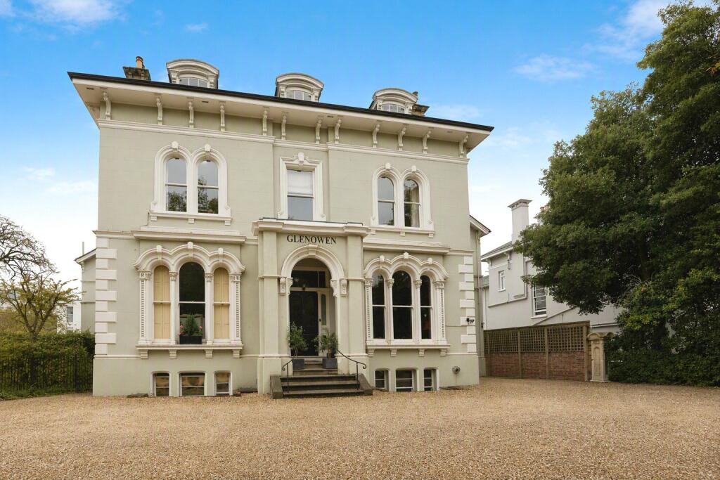 Main image of property: Lansdown Road, Cheltenham, Gloucestershire, GL50