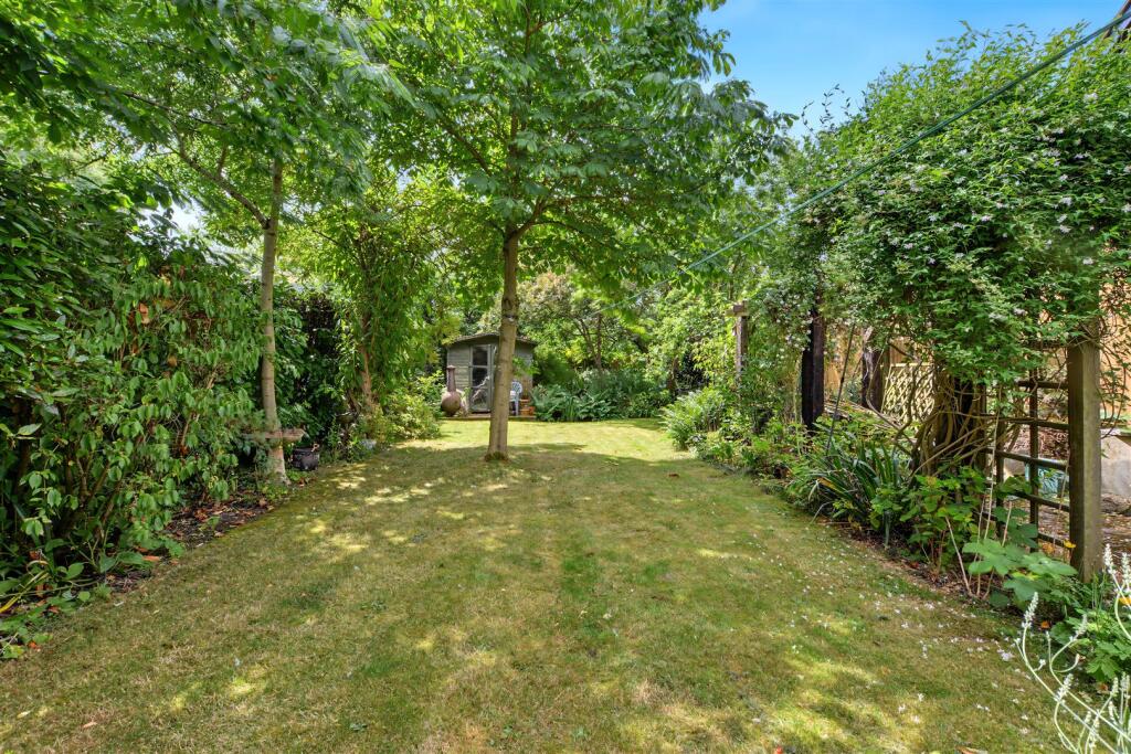 Main Street, Calverton, Nottingham - View 5