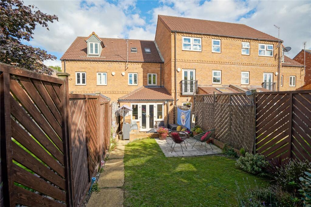 House in Sheffield - View 4