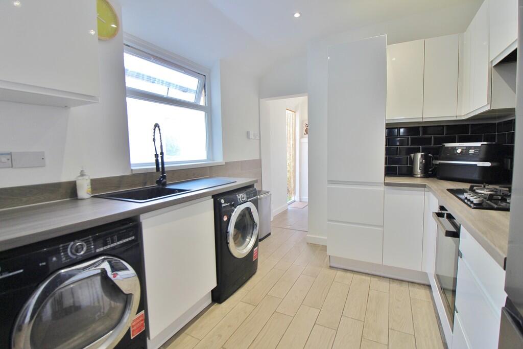 House in Portsmouth - View 2