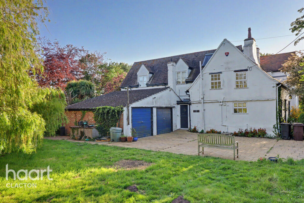 6-bed detached on Rectory Road, HARWICH, £800,000