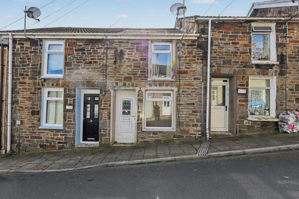 Main image of property: Ynysllwyd Street, Aberdare