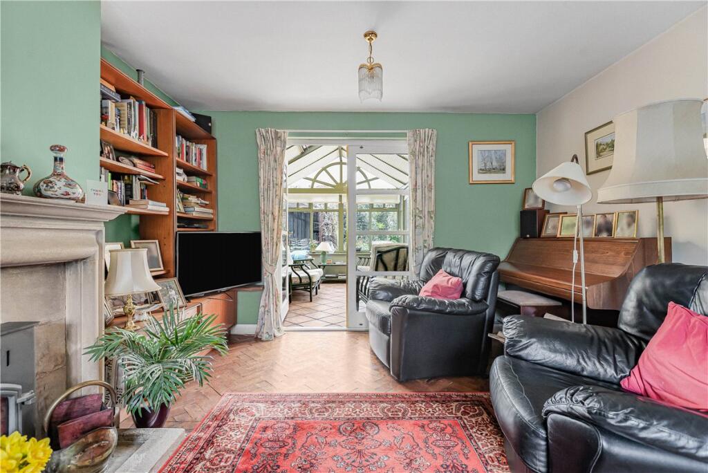 House in West Oxfordshire, Burford - View 4