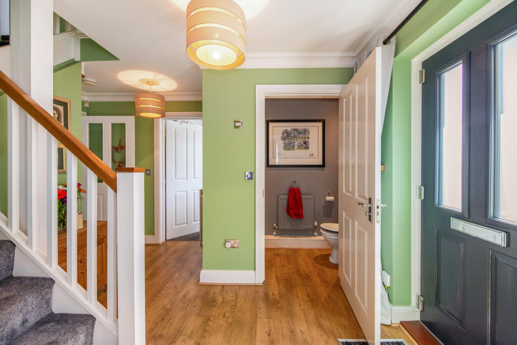 House in Winchester, Wickham - More