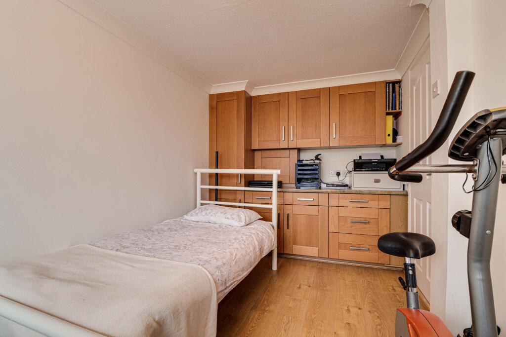 Additional image 6 of Broadstone Road, Harpenden, Hertfordshire, AL5
