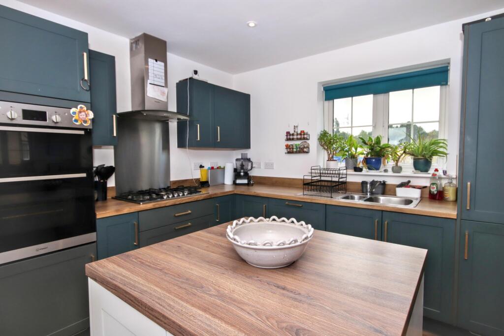House in Ipswich - View 5