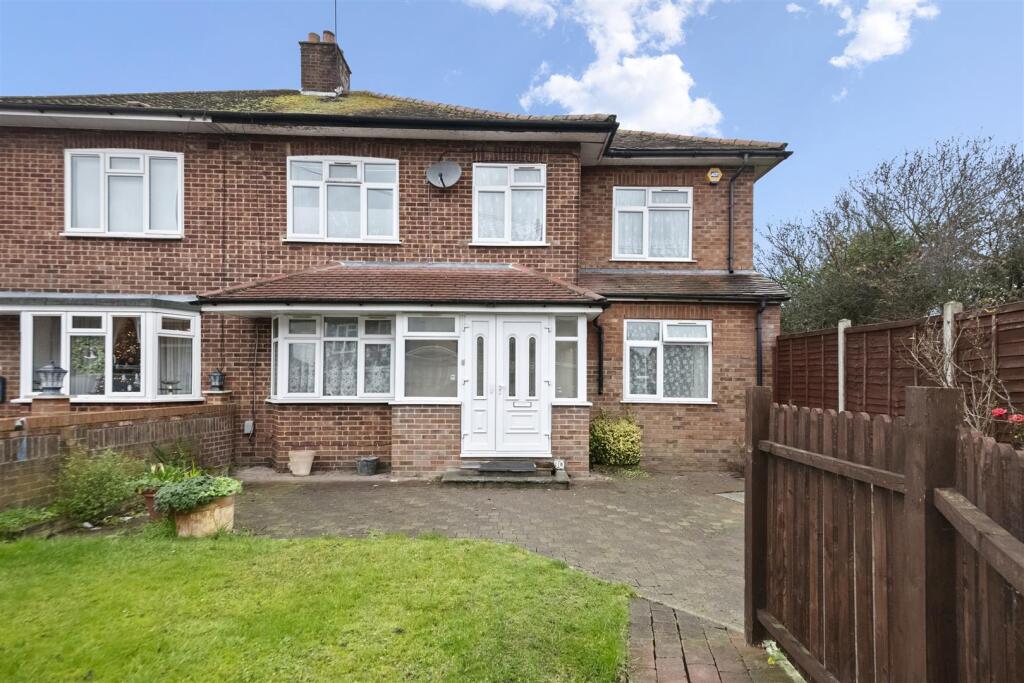 7-bed semi-detached on Bournemead Avenue, Northolt, £750,000