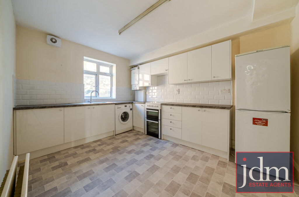 Apartment in Beckenham - View 2
