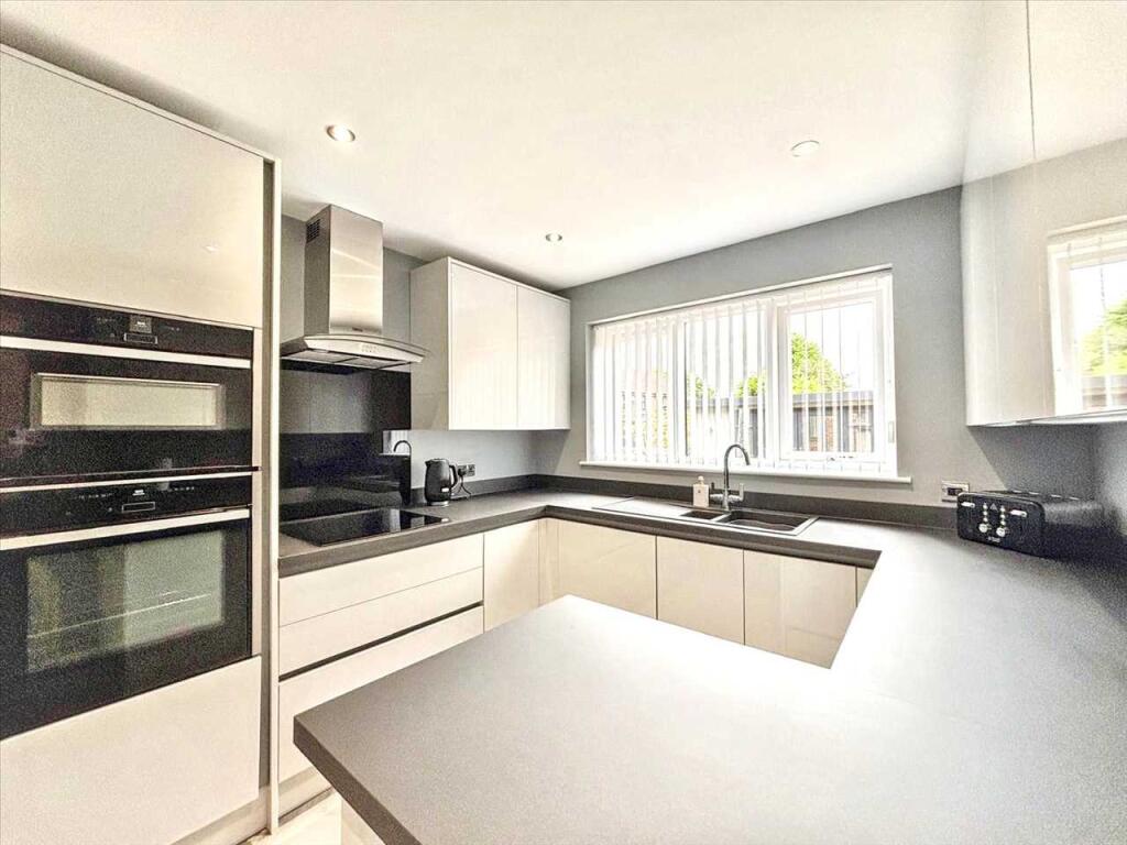 House in Ashfield, Kirkby-in-Ashfield, Sutton-in-Ashfield - View 3