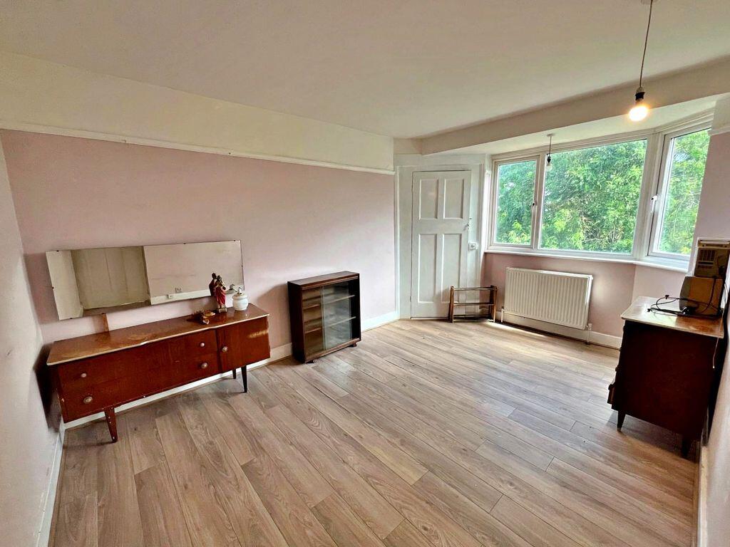 House in Southall - View 5