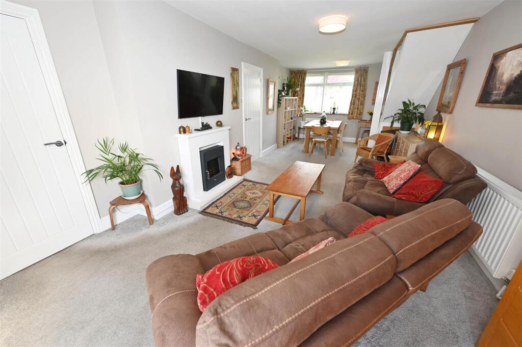 Pilmoor Drive, Richmond photo 3