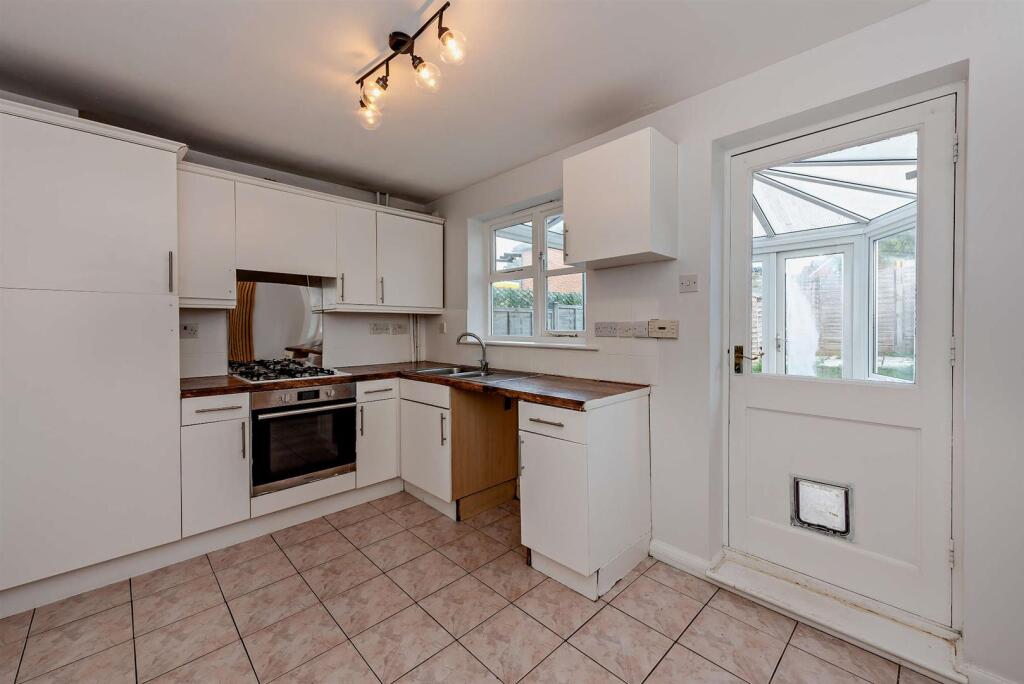 House in Tandridge, Godstone - View 3