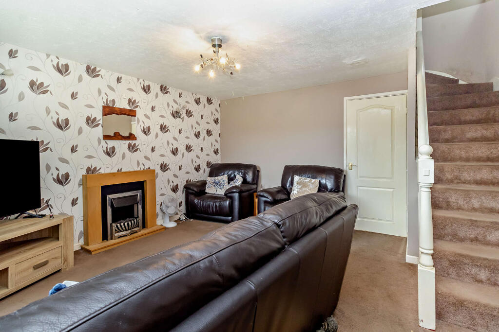 House in Rochdale, Shawclough - View 4