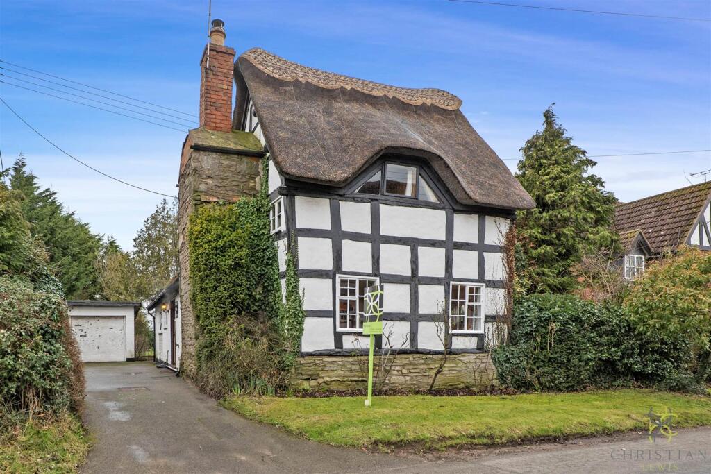 4-bed house on Atch Lench, Evesham, £500,000
