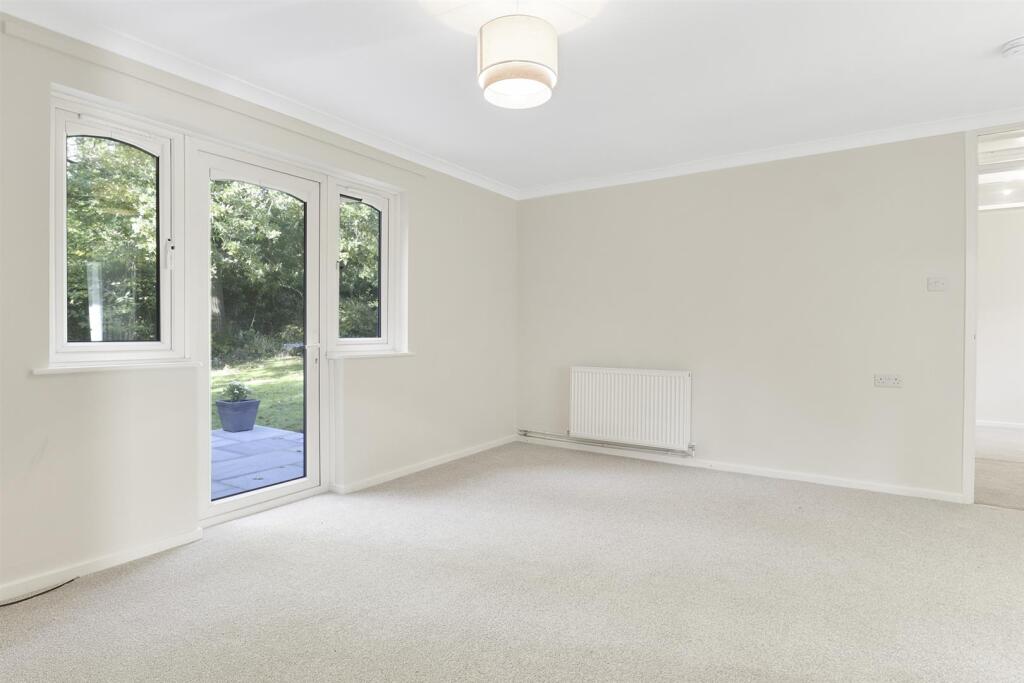 Willow Meer, Kenilworth photo 3