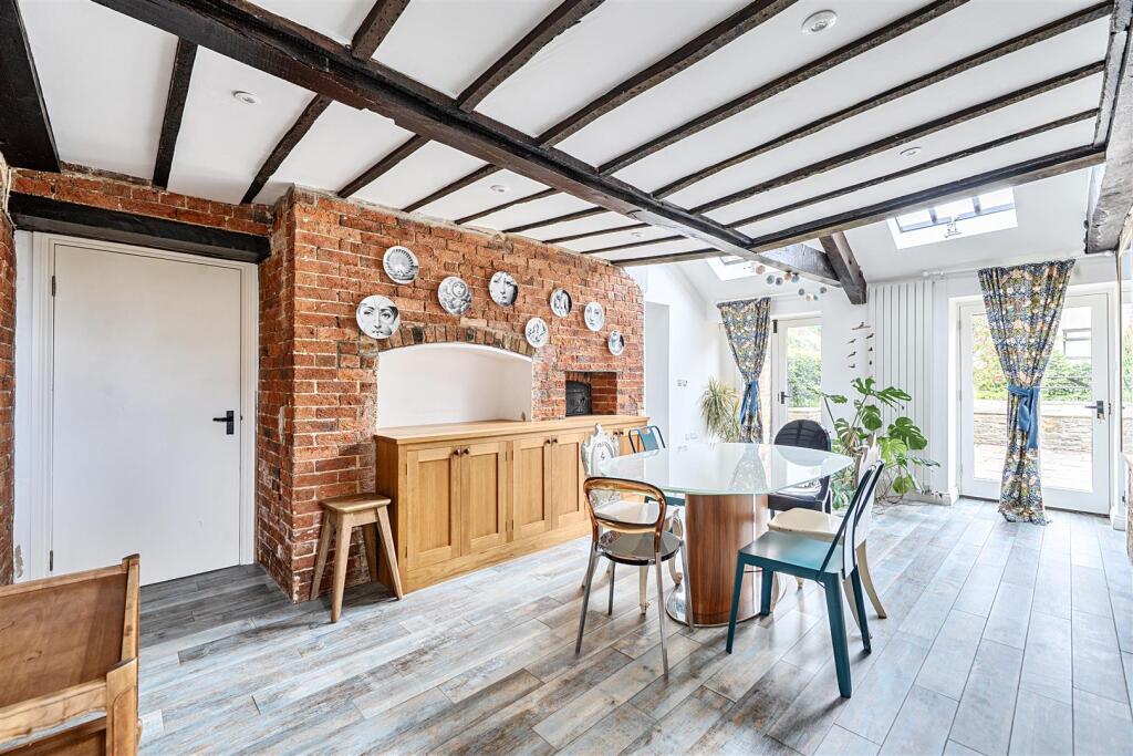 House in North Cheriton - More
