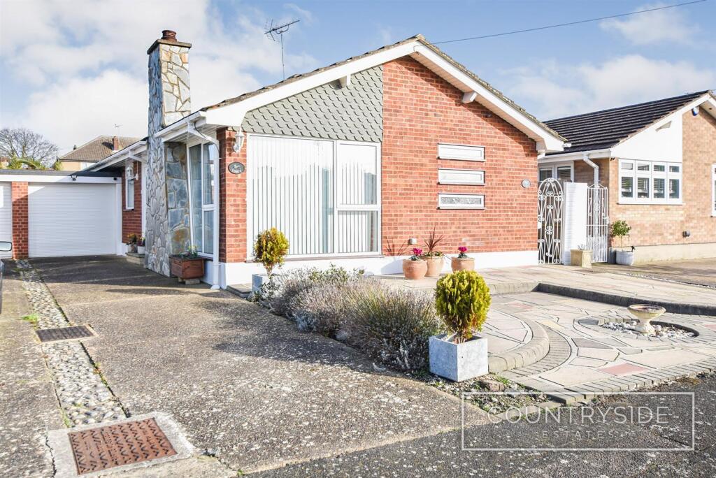 Main image of property: Clifton Way, Benfleet