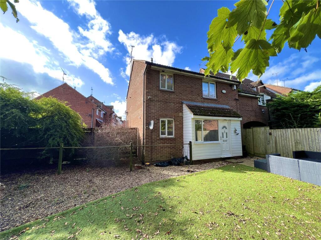 Woollaton Close, Grange Park, Swindon, SN5