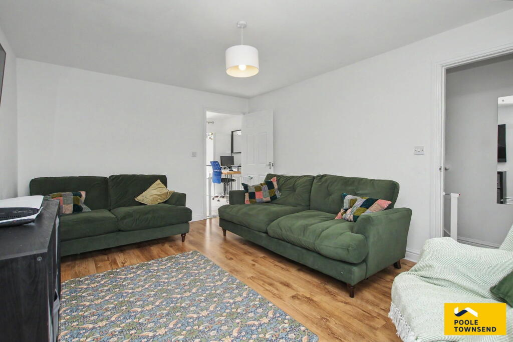 Morton Close, Barrow-in-furness, LA13 0GT photo 3