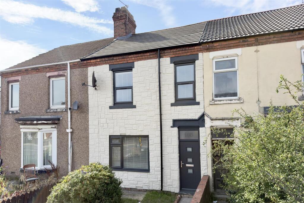 House in Darlington, Harrowgate Hill, Rise Carr - More