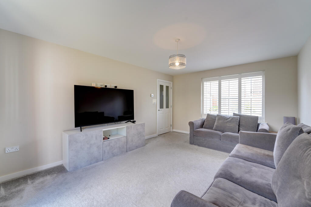 House in Meppershall, Central Bedfordshire - View 4