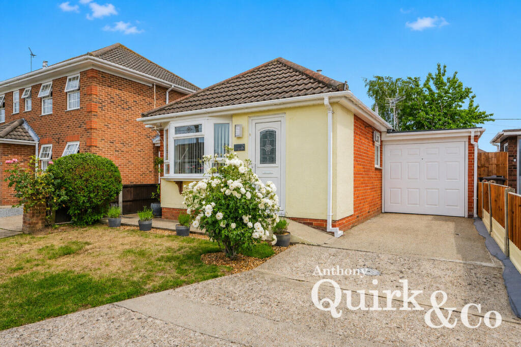 Lilac Avenue, Canvey Island, SS8, Canvey Island