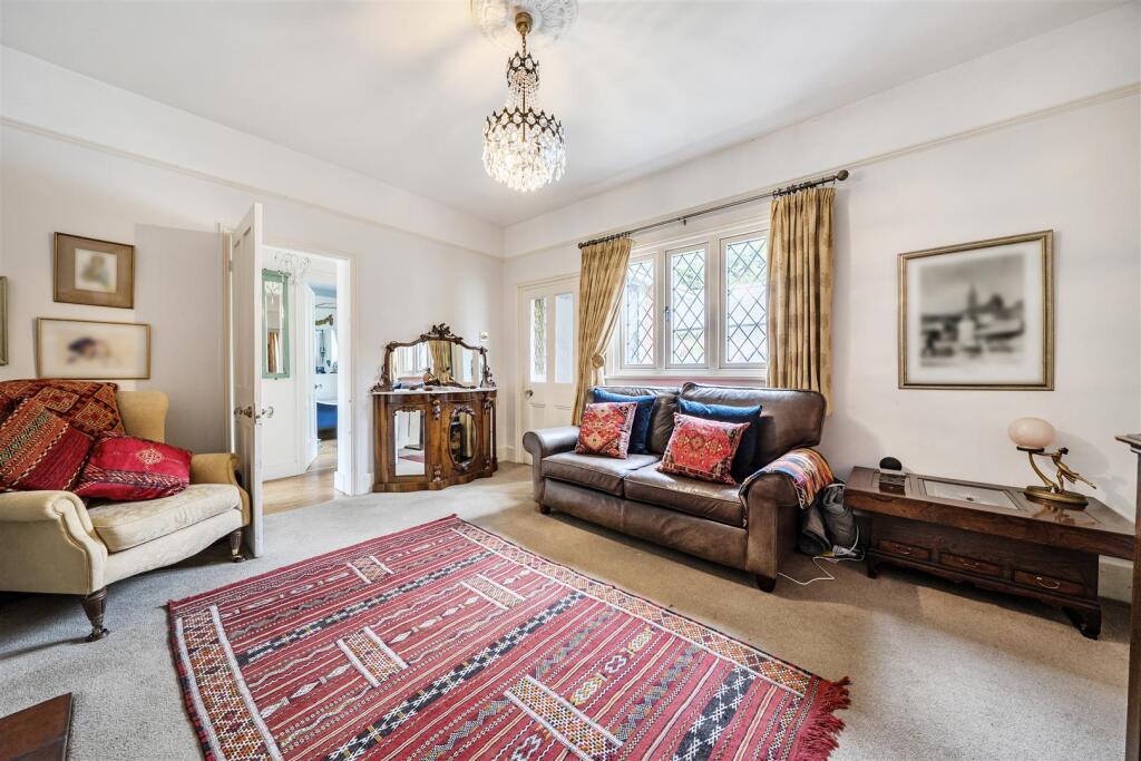 House in Finchampstead - View 5