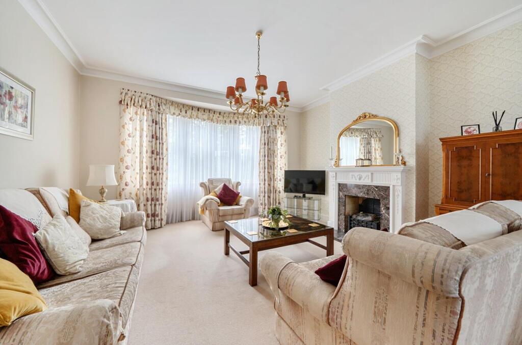 House in London - View 3