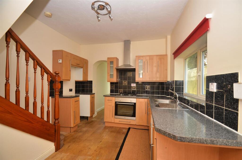 House in Ryde, Oakfield - View 3