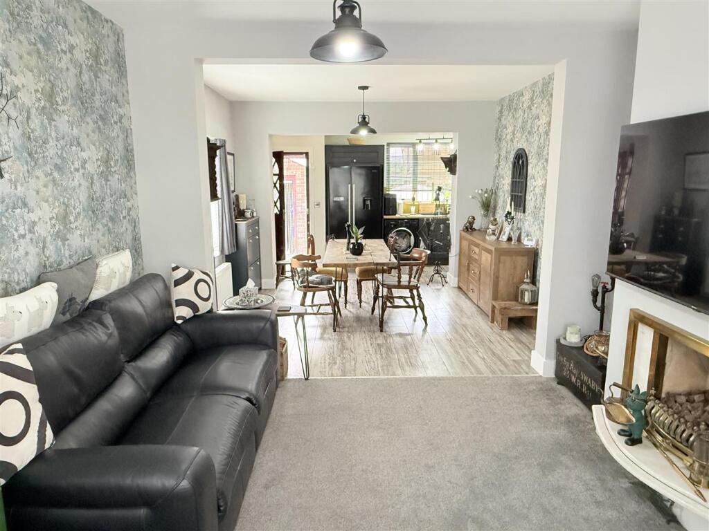 Coppin Hall Lane, Mirfield photo 4