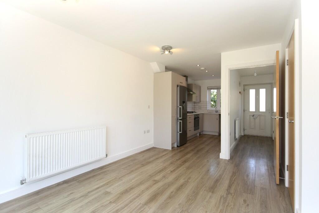 House in Lymington - View 5