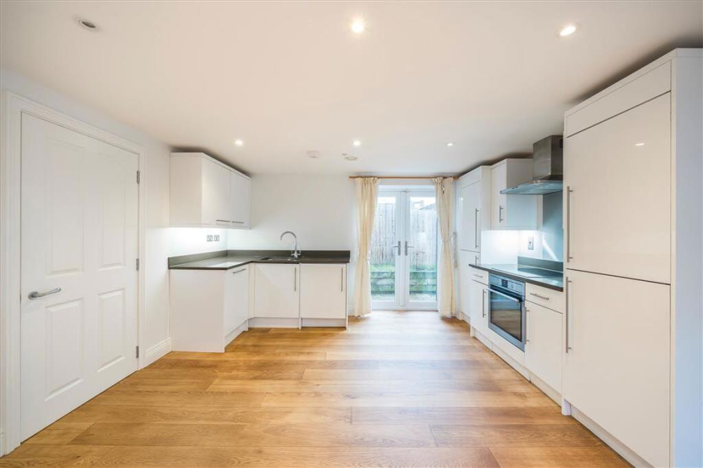 Main image of property: Trafalgar Grove, Greenwich