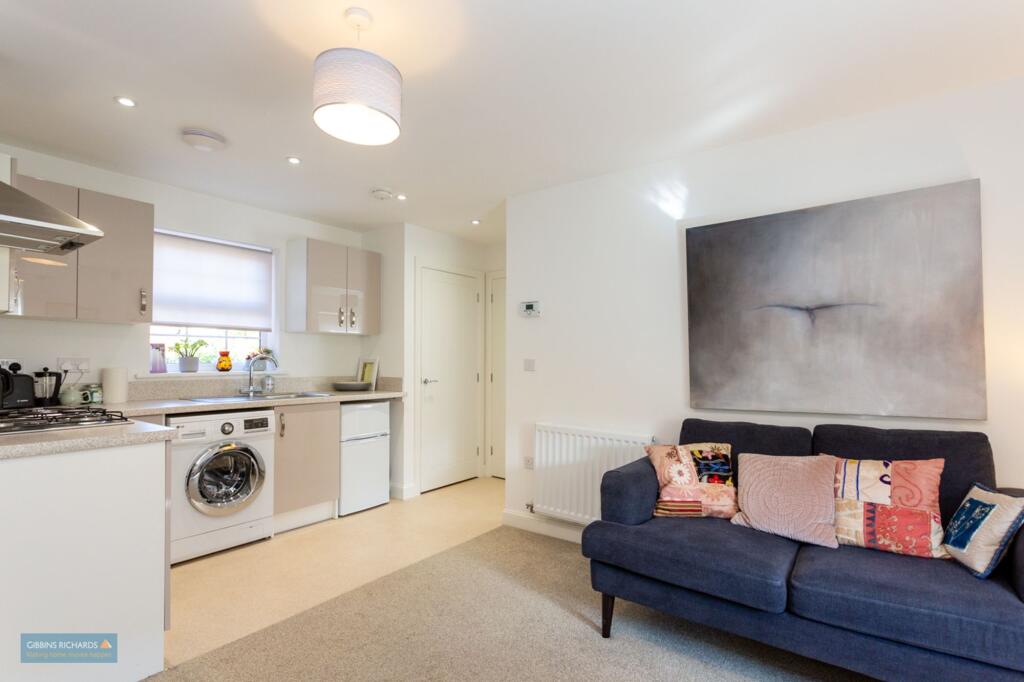 Apartment in Taunton - View 5