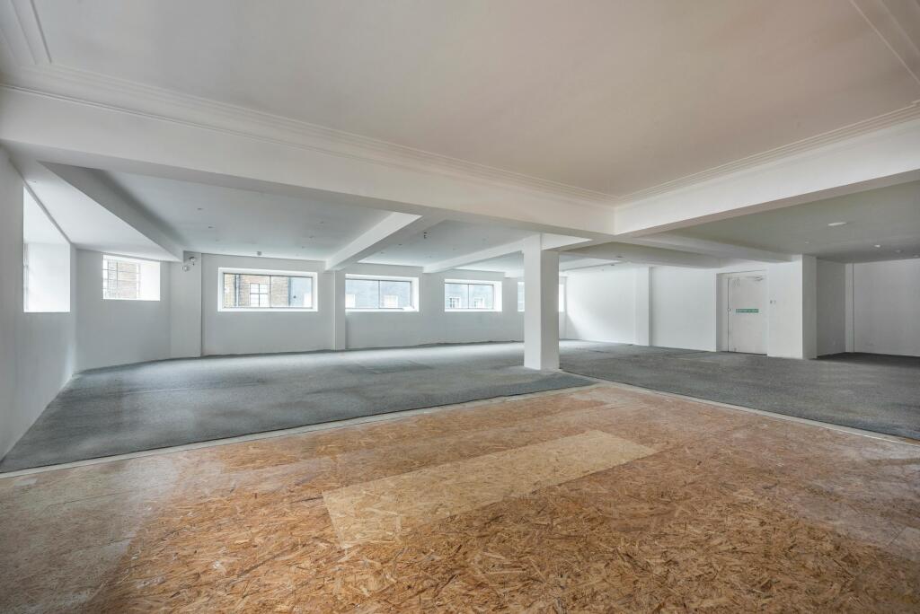 office 10.jpg