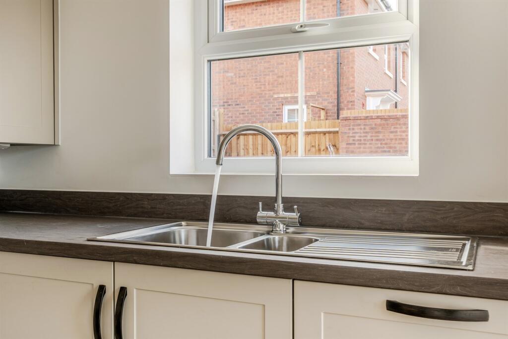House in Stafford, Burleyfields - View 4