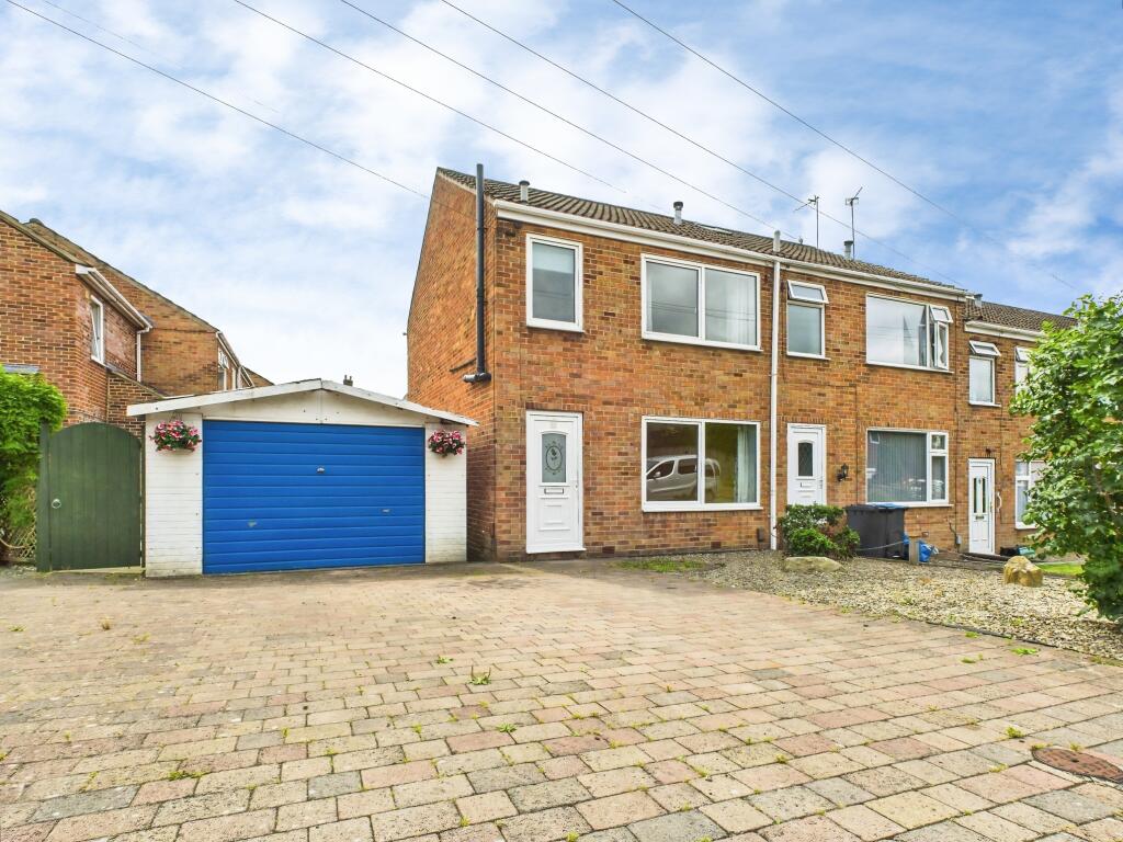 Main image of property: Park House Green, Harrogate, HG1