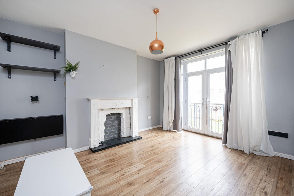 Main image of property: Simmons House, E2 6BA, Tower Hamlets, London, E2